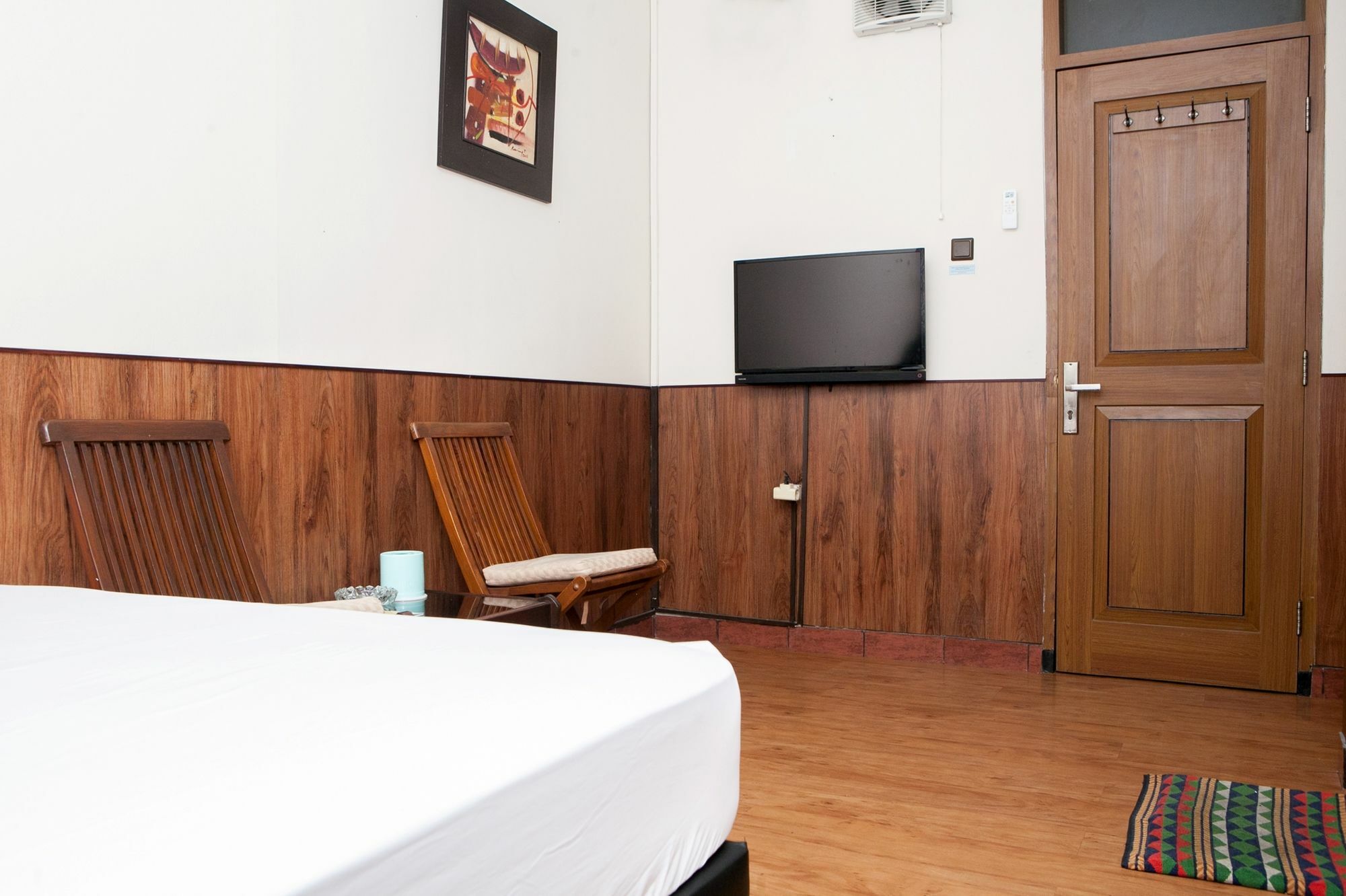 Reddoorz Plus Near Riau Street バンドゥン エクステリア 写真